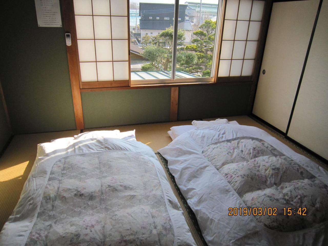 Hotel Minshuku Kobayashi à Narusawa Extérieur photo