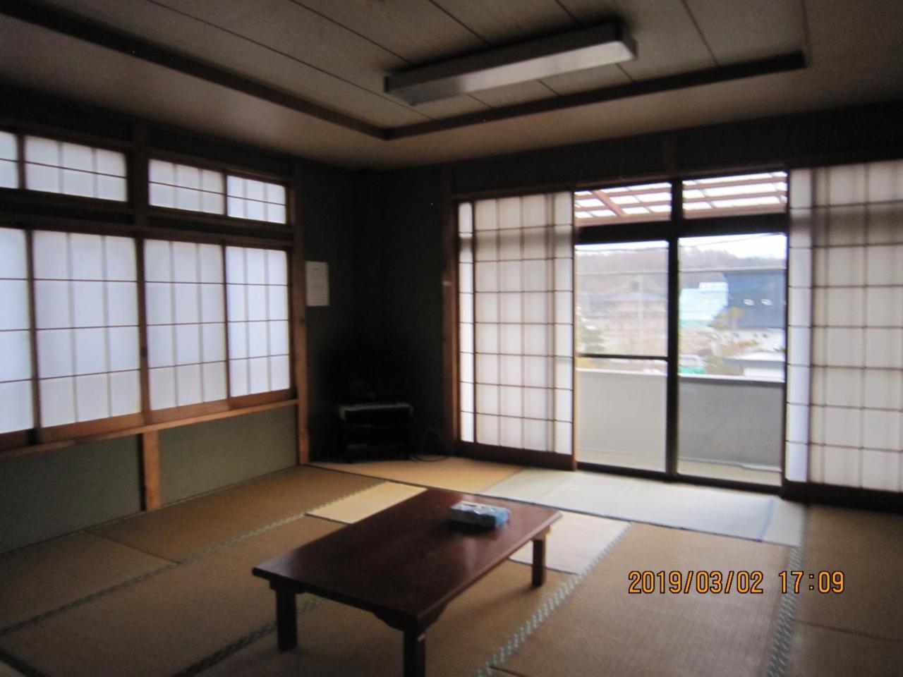 Hotel Minshuku Kobayashi à Narusawa Extérieur photo