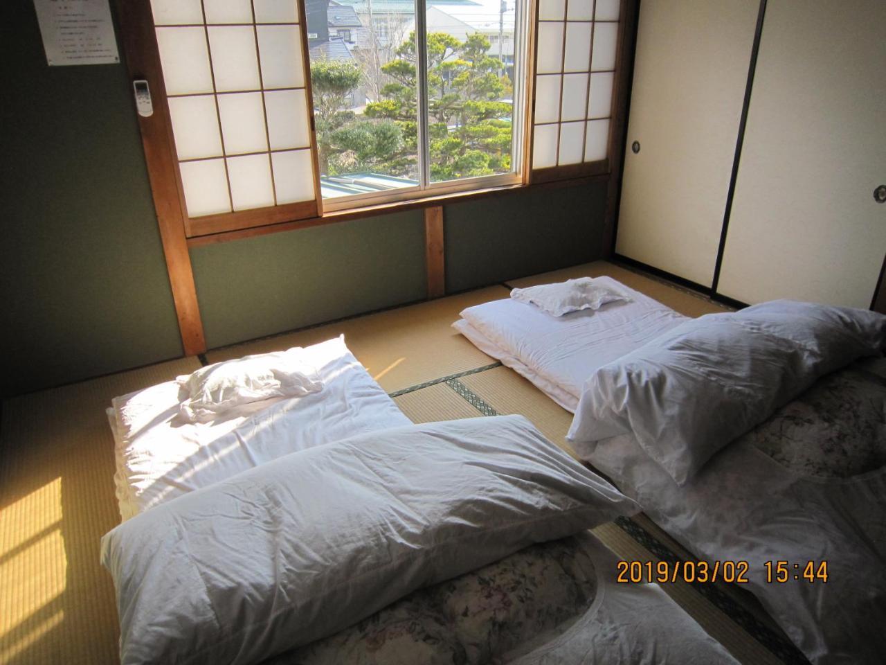 Hotel Minshuku Kobayashi à Narusawa Extérieur photo
